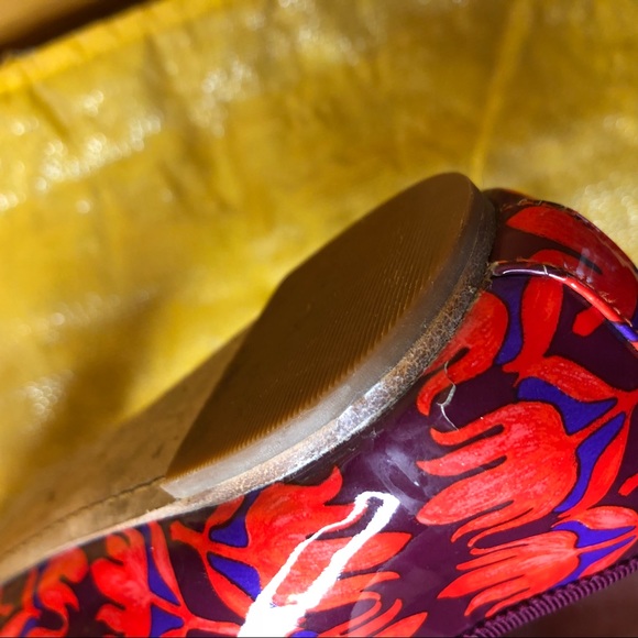 Tory Burch Ballet Flats Red Patent 8 - Picture 7 of 8
